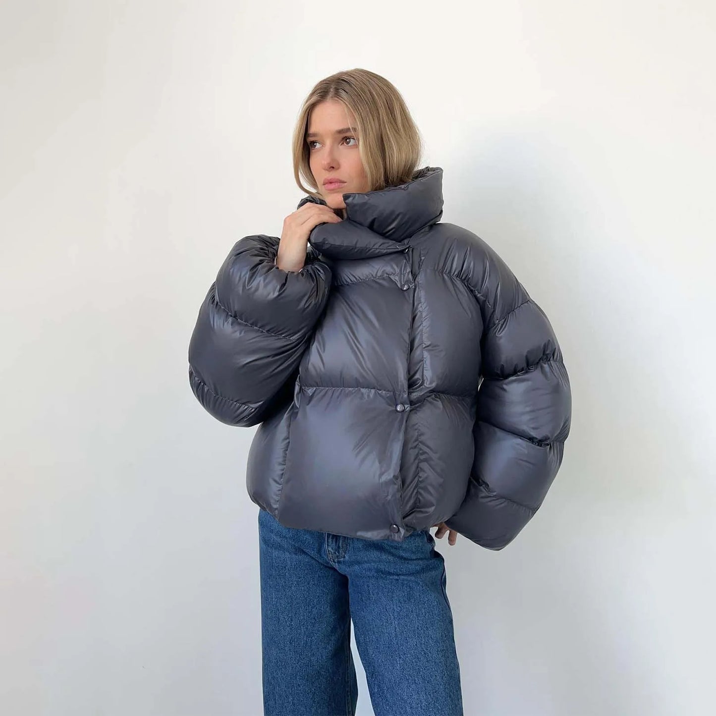 Veste matelassée d'hiver pour femme, parka épaisse et chaude, veste courte à capuche, en coton solide, rembourrée, vêtements d'extérieur