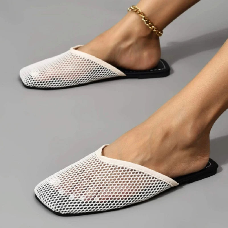 New Women's Slippers Fashion Mesh Flat Bottom Square Toe Flip Flops Hollow Casual Simple Solid Sandals Plus Size Chinelo Nuvem