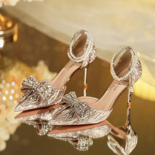 Sandales à talons hauts de luxe pour femmes d'été 2025, chaussures de mariage à strass papillon perle champagne, talons hauts d'anniversaire