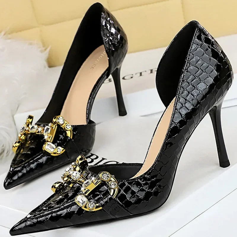 Women 8cm High Heels Hollow Pumps Lady Luxury Designer Replica Bling Metal Chain Crystal Middle Heels Pink Evening Prom Shoes