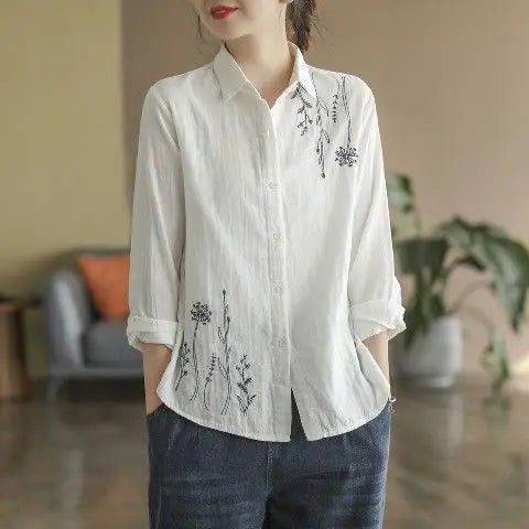 Chemise en coton pour femme, chemisier élégant brodé, haut à manches longues, vêtements vintage, chemises blanches boutonnées, tenue de bureau pour dames 2025