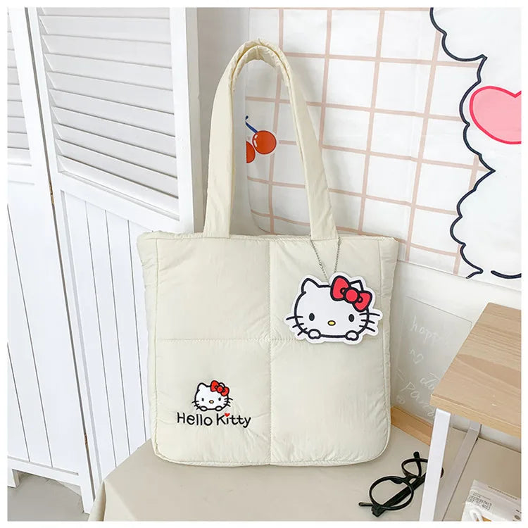 2024 Nouveau sac à main Sanrio Dessin animé mignon en tissu Kuromi Sac fourre-tout à bandoulière Pacha Dog Sac de papeterie mignon Sac à main de grande capacité