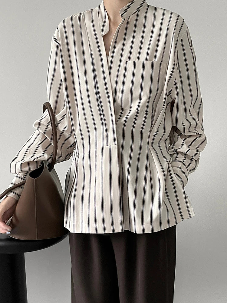 [LANMREM] Vintage Striped Gathered Waist Shirts For Women V Neck Long Sleeve Irregular Blouses Female 2025 Summer New 26D8865