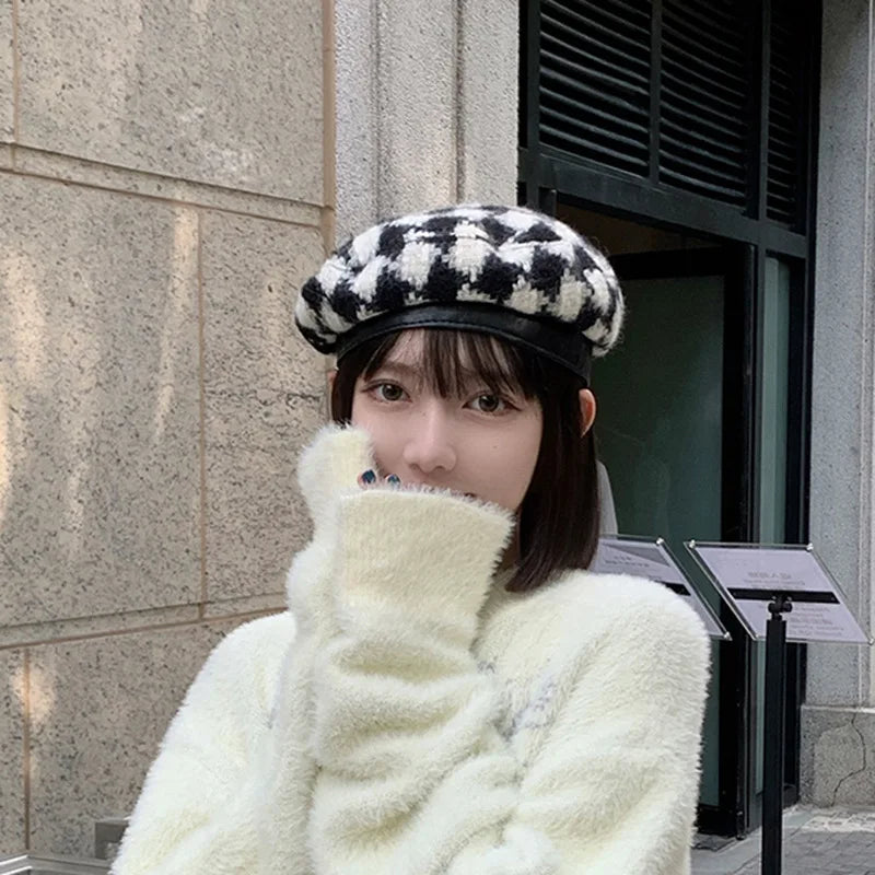 Japanese women's new style sweet classic  plaid beret