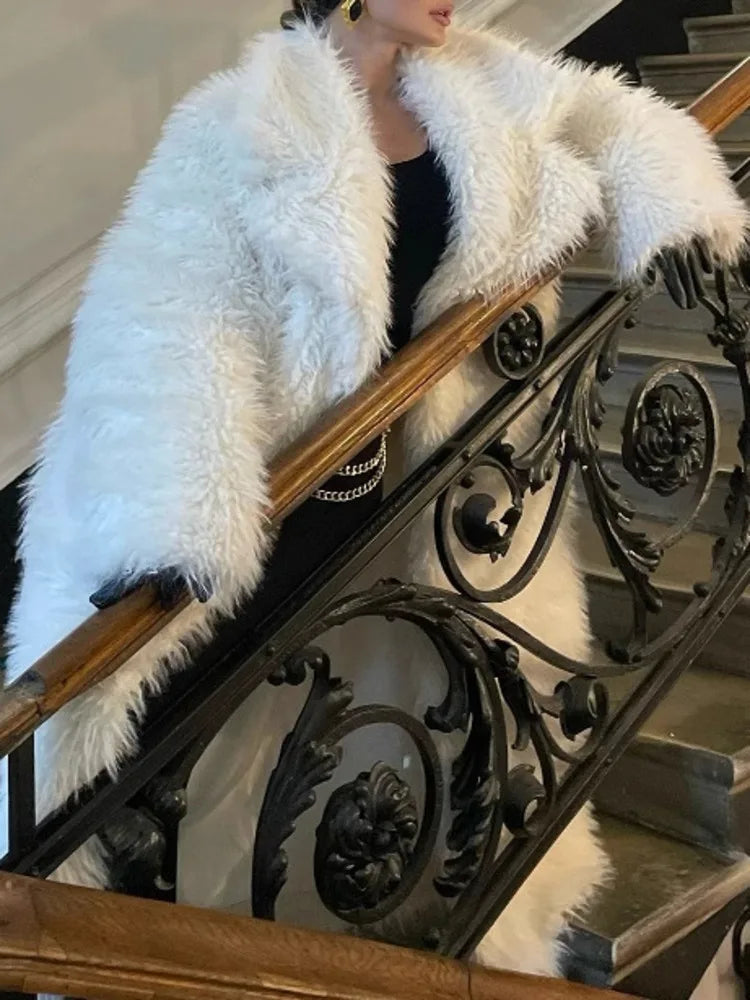 UCXQ White Long Outerwear Elegant Temperament Loose Lapel All Match Thick Warm Faux Fur Coat For Women 2025 New Winter 23C2964