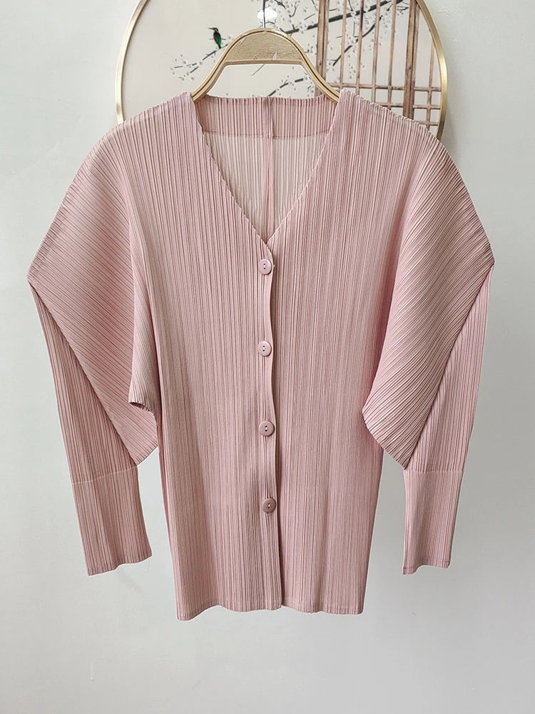 GVUW Pleated V Neck Shirt Women Solid Color Casual Full Sleeve New 2025 Single Breasted Versatile Female Clothing 17G7048