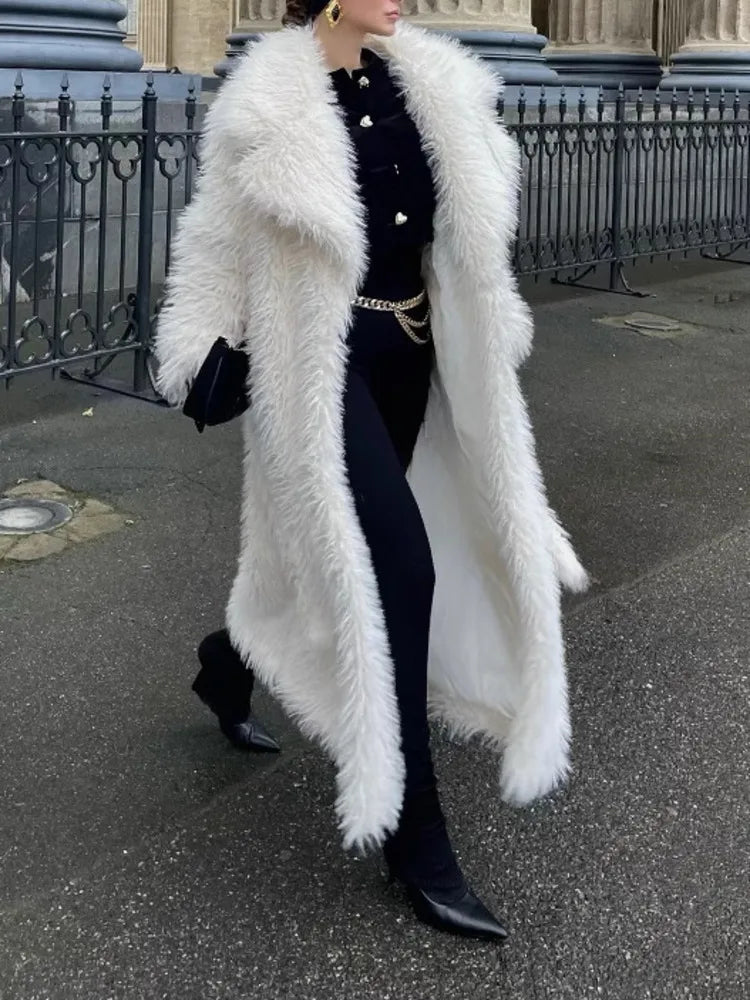 UCXQ White Long Outerwear Elegant Temperament Loose Lapel All Match Thick Warm Faux Fur Coat For Women 2025 New Winter 23C2964