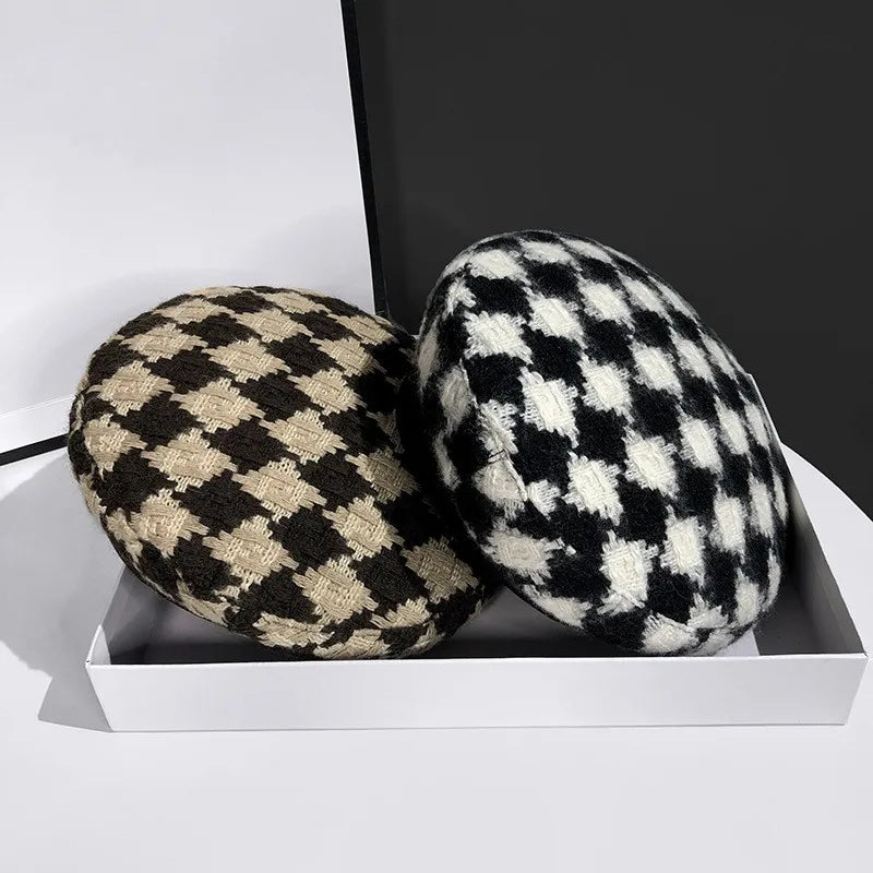 Japanese women's new style sweet classic  plaid beret