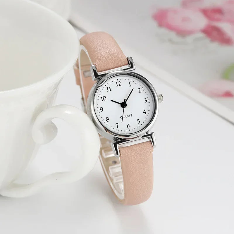 Hight Quality Brand Quartz Watch Ladies Fashion Small Dial Casual Watch Leather Strap Wristwatch for Women Relojes Para Mujer