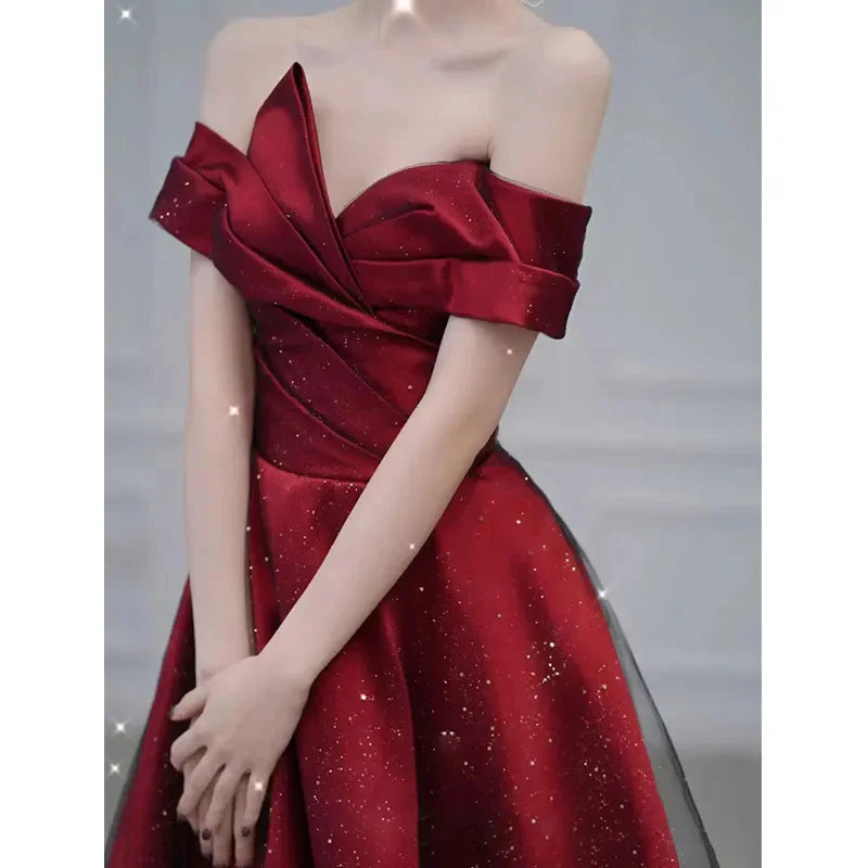 Robe de soirée en satin d'été pour femme, sensation haut de gamme de la mariée, robe de mariée légère, fiançailles à une épaule rouge, banquet de remerciement