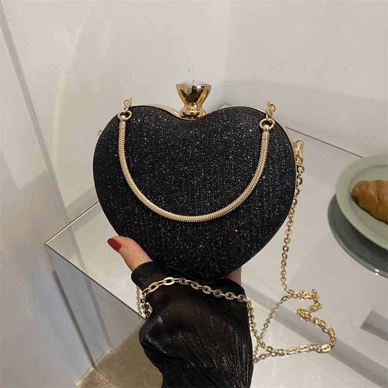 Evening Clutch Bag Women Bag Shiny Handbag Heart Shape Metal Clutches Bag Fashion Chain Shoulder Crossbody Bag Luxury Lady Purse Valentines Day Outfit